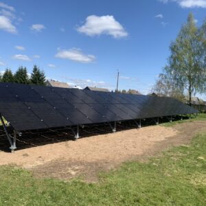 15 kW antžeminė saulės elektrinė su Hanersun 440 W (stiklas-stiklas) moduliais